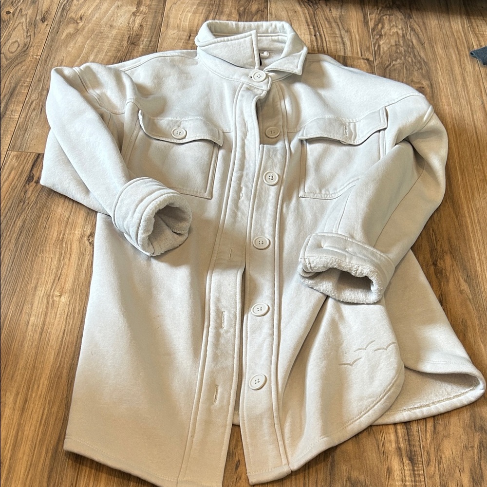 Women's Cream Button-Front shacket with Stand Collar and Patch Pockets